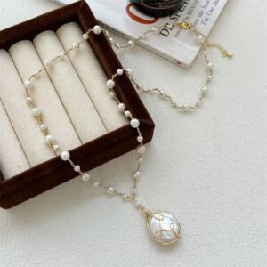 Pearl necklace auto draft